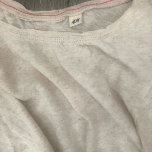 H&M off-white long sleeve tee w/pink elbow patch S - Picture 3 of 3